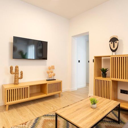 מאלגה II Cozy & Modern Apartment Ayr מראה חיצוני תמונה